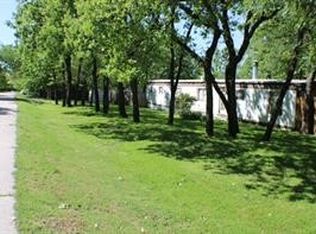 500 Oakwood Dr, Bartonville, TX 76226