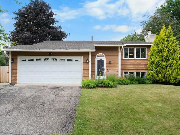 5530 W 135th St, Savage, MN 55378