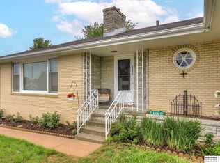 20420 Flavin St, Elkhorn, NE 68022