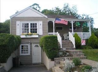 54 Bernard St, Merrick, NY