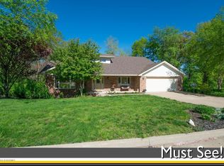 1447 Briar Village Ct, Jefferson City, MO 65109