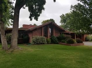 1814 Mocking Bird Ln, Enid, OK 73703