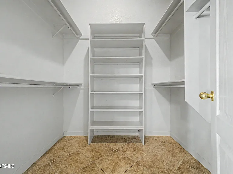1913 E Marquette Dr — Photo 15