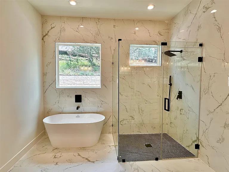 5206 Country Club Dr — Photo 8