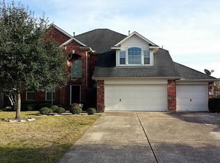 2611 Avalon Cove Ln, Pearland, TX 77581