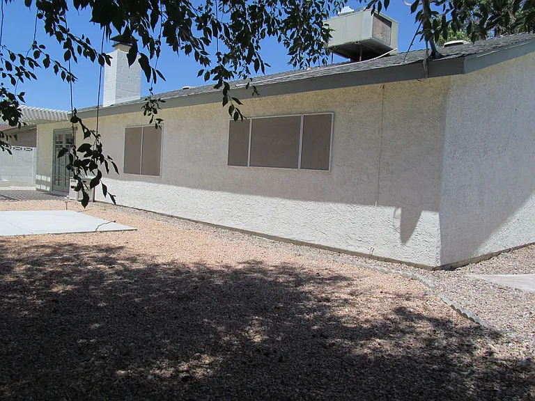 1816 Hermitage Dr — Photo 22
