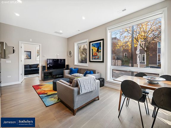 3rd image of 3757 N Sheffield Ave #10