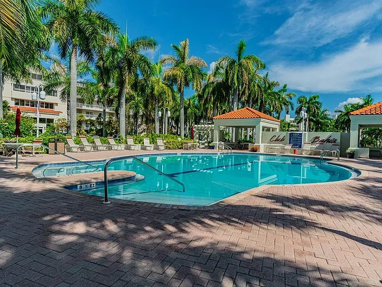 6085 Bahia Del Mar Cir #468 — Photo 30