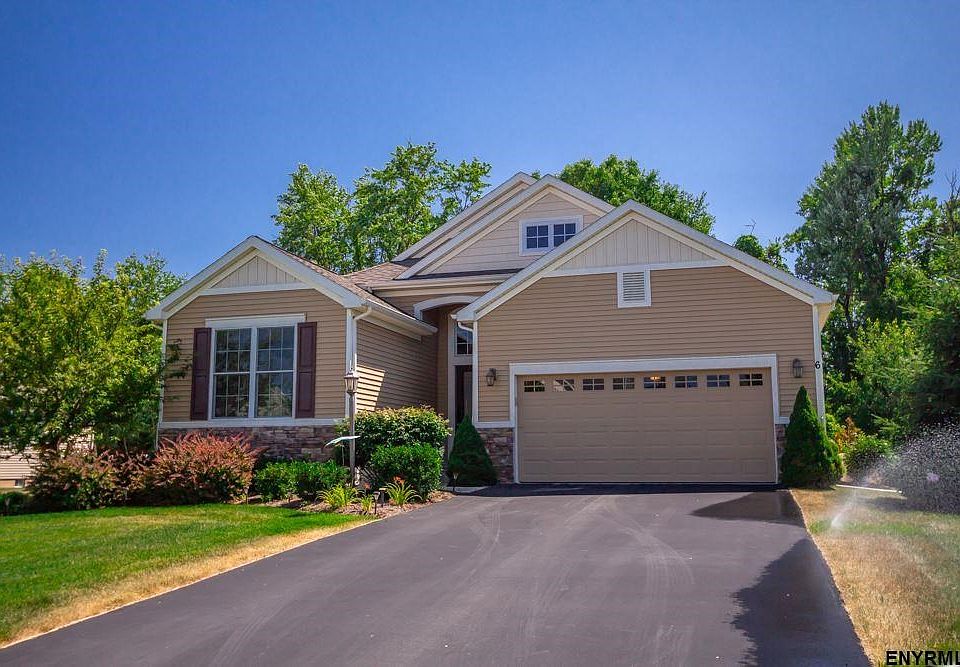 1st image of 6 Braxton Ct