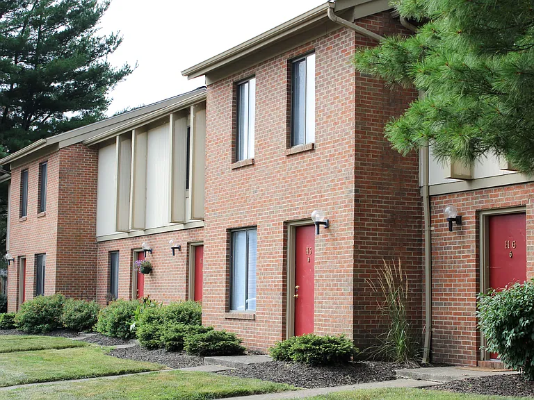 North River Place Apartments — Photo 17