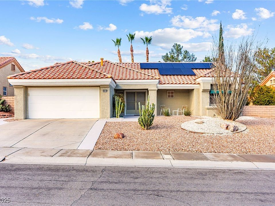 1st image of 2817 Lotus Hill Dr