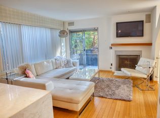 1075 W Kensington Rd, Los Angeles, CA 90026