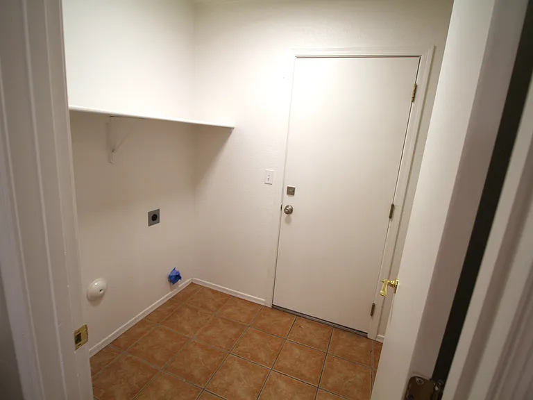 2475 W Waterway Pl — Photo 18