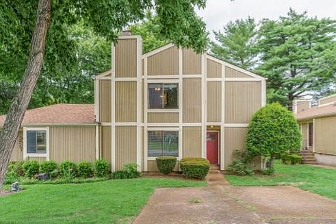 2nd image of 749 Albar Dr