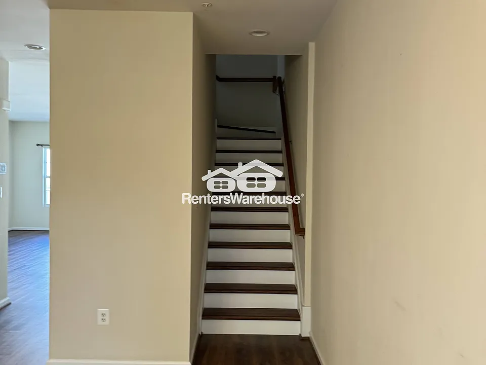 7524 Stonehouse Run Dr
