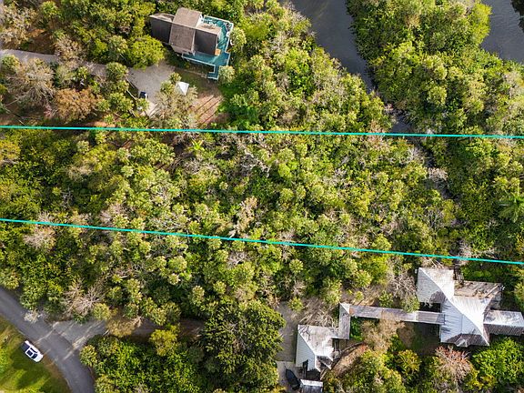 3rd image of 4901 River Place