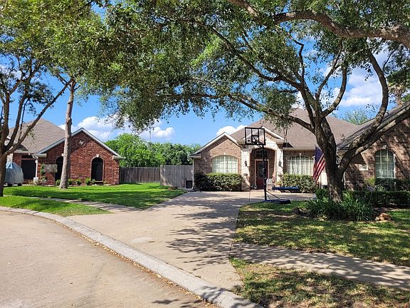 3rd image of 11614 Havard Oaks Dr