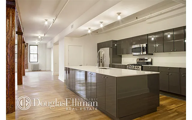 Rented by Douglas Elliman | media 24