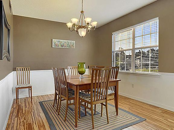3rd image of 18080 Lake Vista Dr