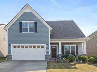2506 Hollis Dr, Murfreesboro, TN 37127