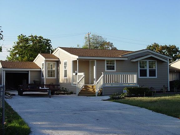 2nd image of 1325 Ormond Dr