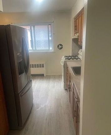 4th image of 4365 Baychester Ave