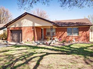 332 N Clinton Ave, Haysville, KS 67060