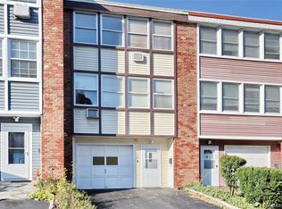 13 Overlook Rd, West Haverstraw, NY 10993