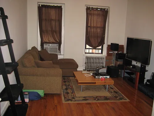 Rented by Magnone Real Estate | media 46