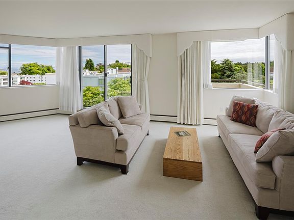 2nd image of 1420 Beach Dr #603