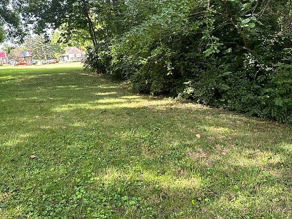 2nd image of 2127 Haines Ave