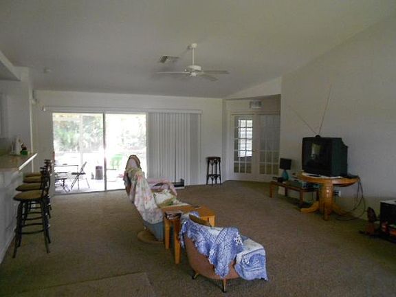 3rd image of 713 Milano Ave S