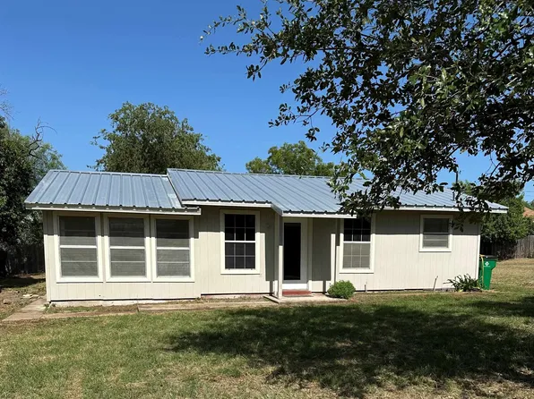 845 Aspen, Cottonwood Shores, TX 78657