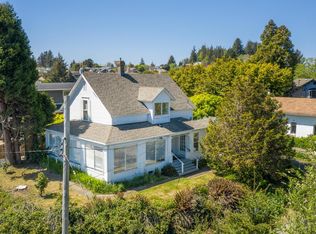 522 Delaware St, North Bend, OR 97459
