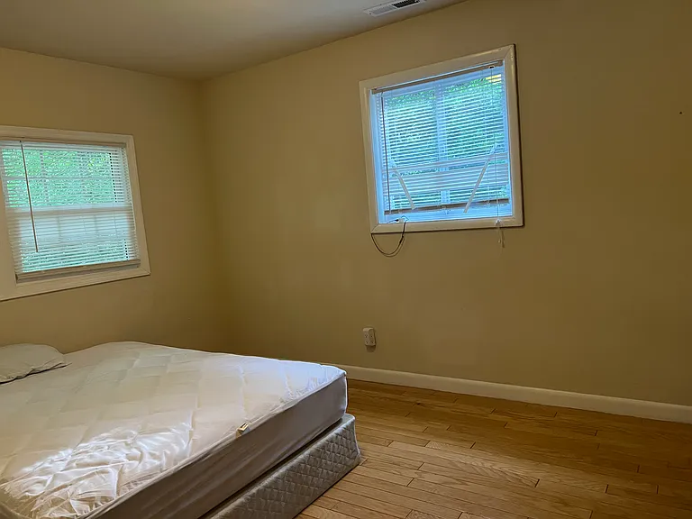 5002 Wickham Rd — Photo 30