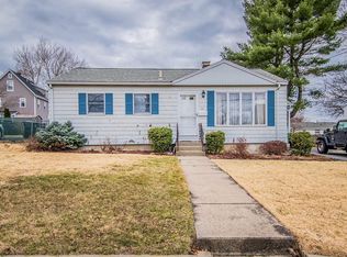 24 Morrison Rd, Watertown, MA 02472
