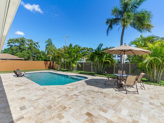 Lounging Travertine PoolDeck
