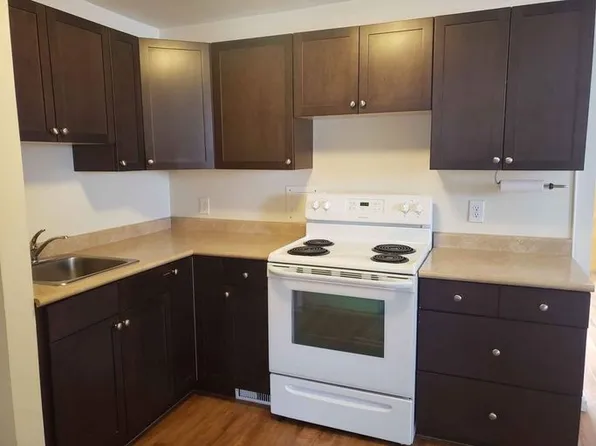 145 Dumoulin St #1A, Winnipeg, MB R2H 0E2