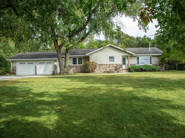 1281 270th St, Janesville, IA 50647