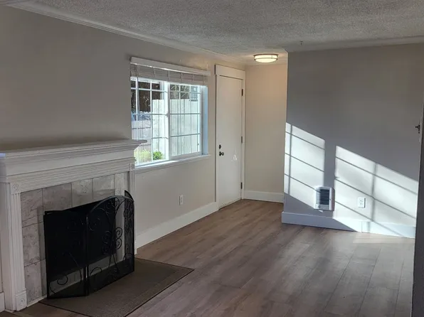 newly updated 2 bed 1 bath apartment in North Auburn $1775