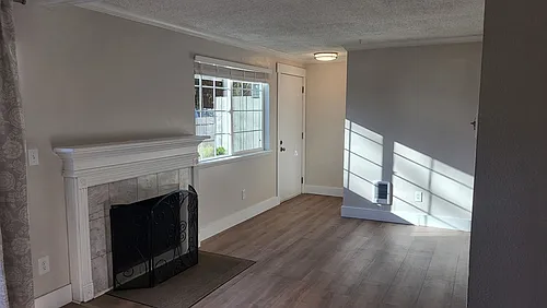 newly updated 2 bed 1 bath apartment in North Auburn $1775 Photo 1