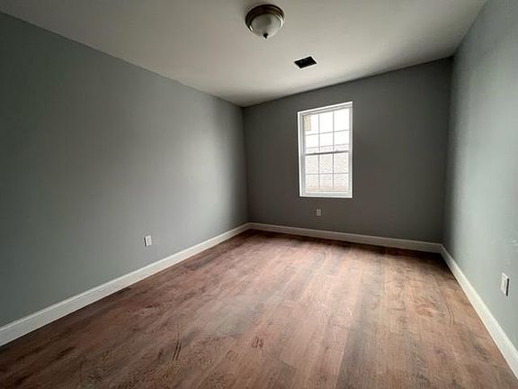 4th image of 201 Wendell St #1