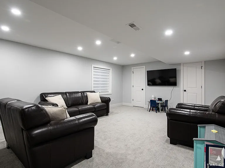 407 W Pierce Rd — Photo 20