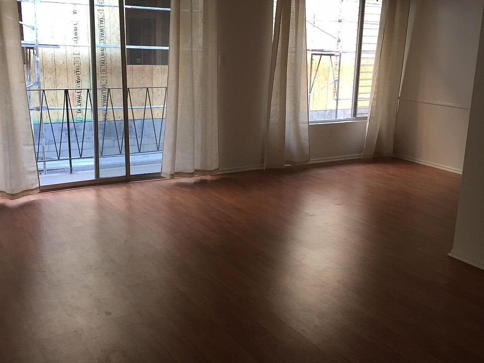 2nd image of 5743 La Mirada Ave