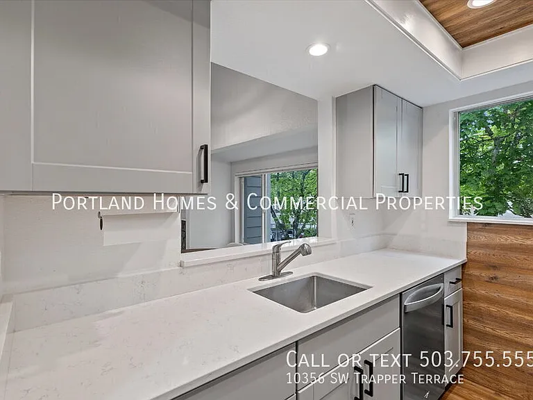 10356 SW Trapper Ter — Photo 12