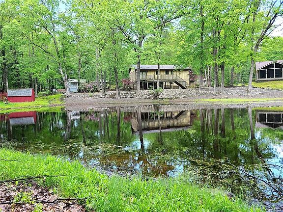 4th image of Pond Ln