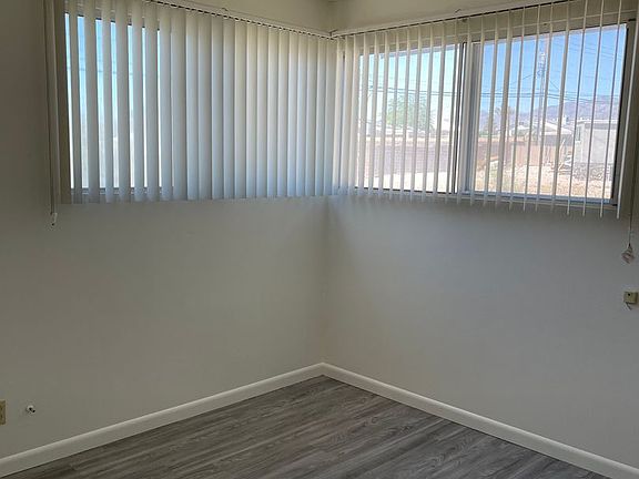 5th image of 2841 McCulloch Blvd N APT 1