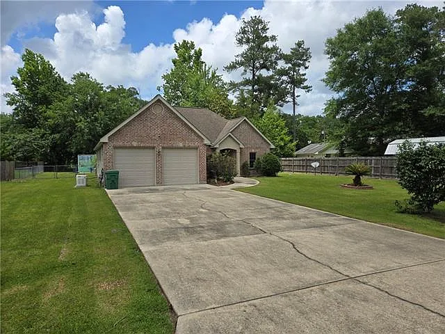 Building Photo - 66053 Saint Mary Dr