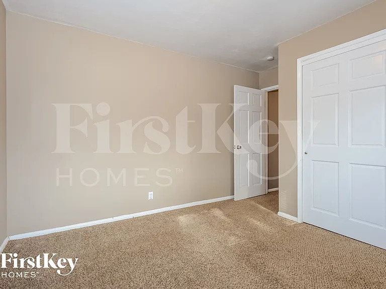 6114 Fee Fee Rd — Photo 13
