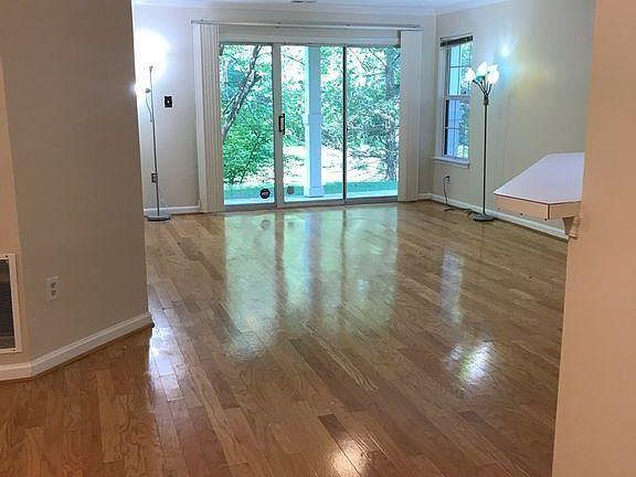 2nd image of 13105 Millhaven Pl APT O